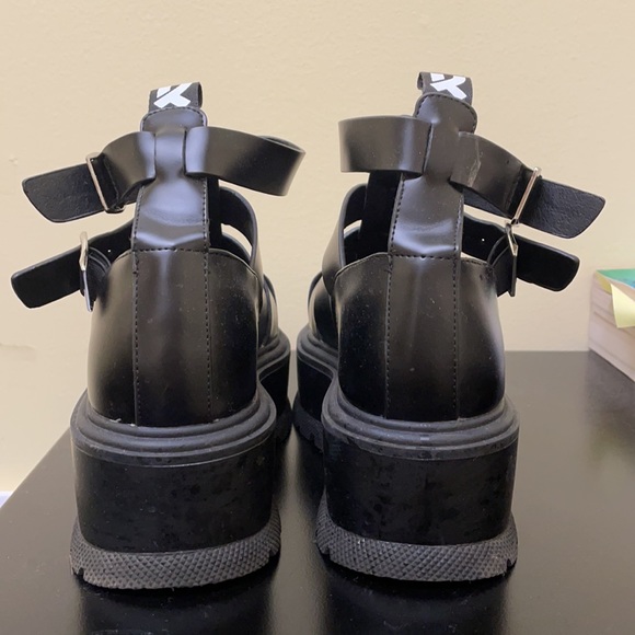 KOI PLATFORM SANDAL - Picture 5 of 5